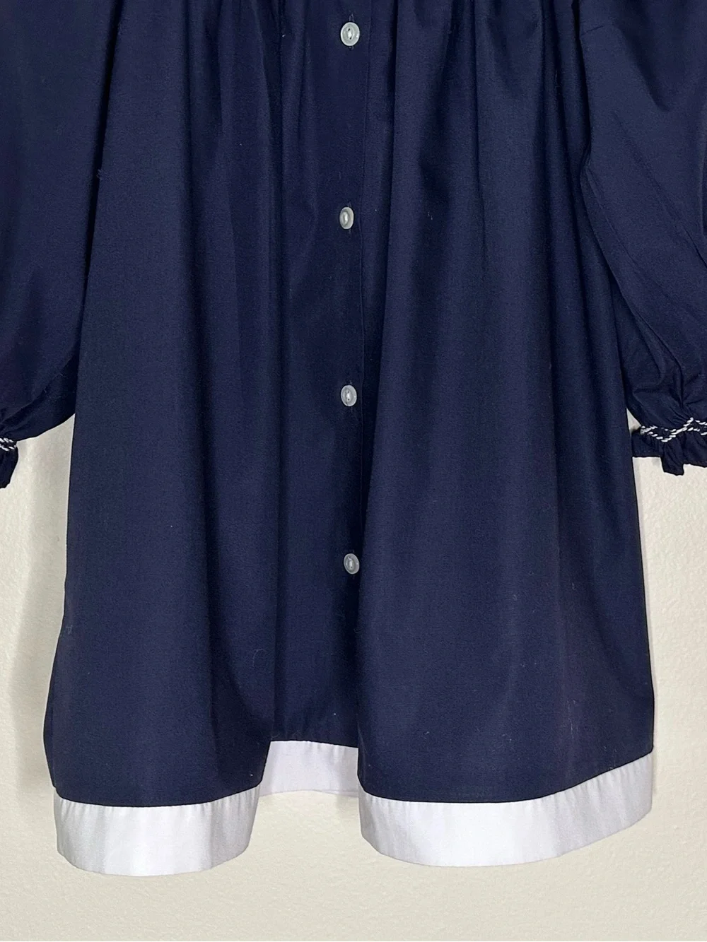 The Beaufort Bonnet Co. 4 T navy and white bishop smocked dress.